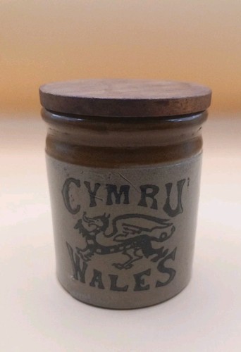 Small vintage cymru wales - small,