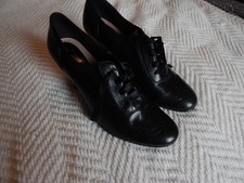 Marks and Spencer ladies leather shoes size 6 and half