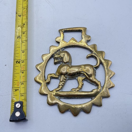 Horse brass rampant lion - brass,