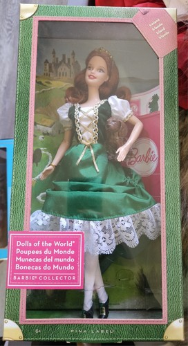 Barbie collection dolls the - of,