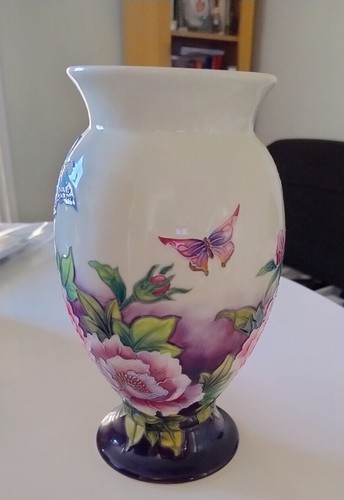 Old tupton ware - vase, hand