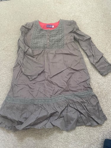 Grey dress shrinking violets - shrinking,