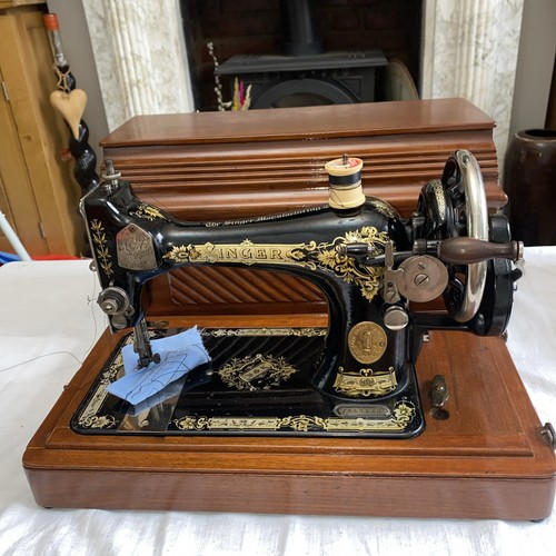 Antique decorative singer - decorative,