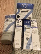 Boots no7 Lift & Luminate Collection 5 items