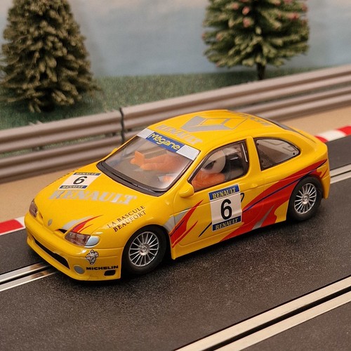 Scalextric c2088 renault - c2088,