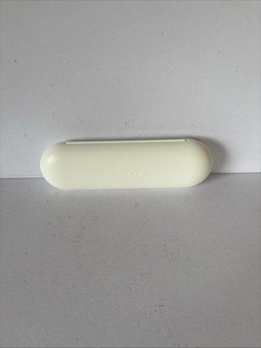 Travel case for oral - case, io