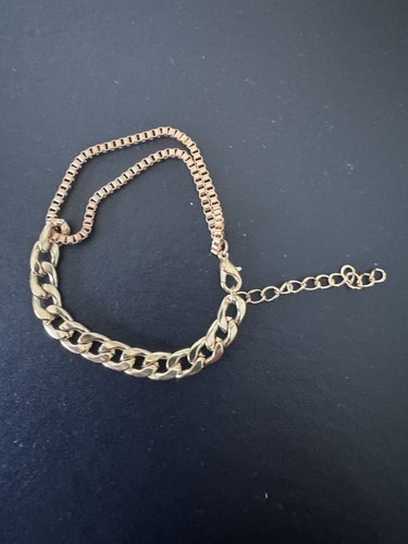 Men women gold themed - women’s,