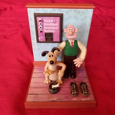 VINTAGE 'WALLACE & GROMIT' ALARM CLOCK....IN WORKING ORDER