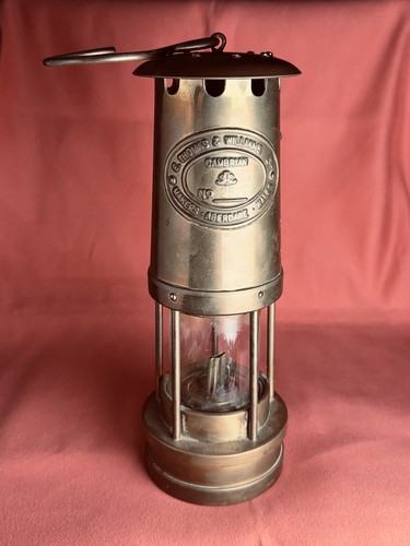 Authentic thomas - *, &