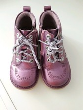 Kickers purple heart lace up