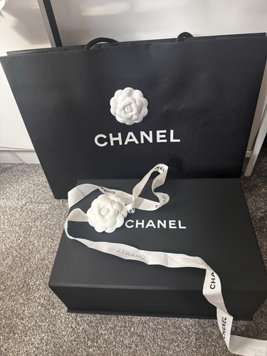 Chanel empty magnet box with - chanel,