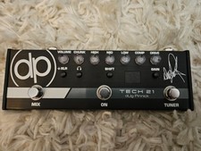 Tech 21 dUg Pinnick Signature