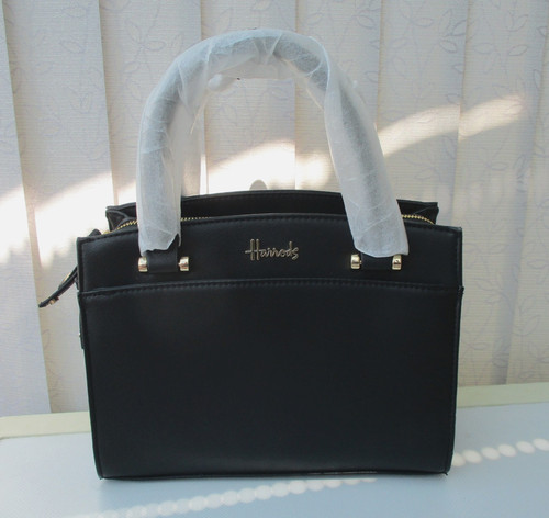 Luxury black london - black, harrods