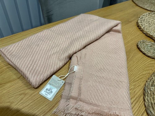 Pale pink scarf bnwt - pink,