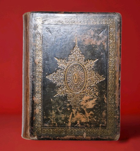 Rare antique holy bible - antique,