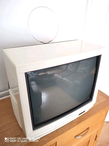 Toshiba 156t9b crt tv in - toshiba,
