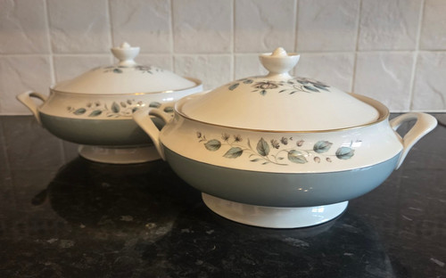 Rare royal doulton rose - -,