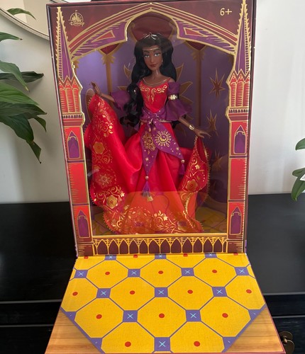 Disney limited edition d23 - limited,
