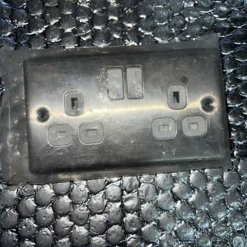 Lap gang amp socket - lap,