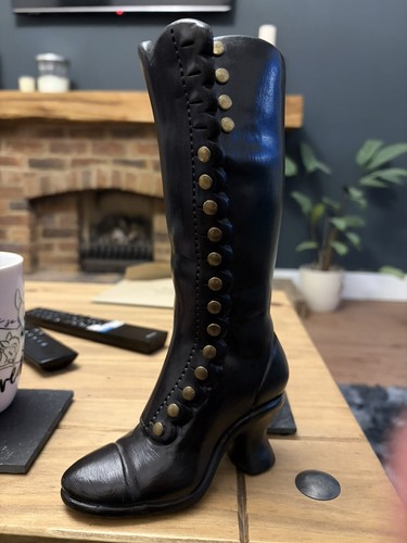 Victorian boot shoe - boot,