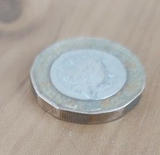 1 Pound Error coin 2016 Lefty