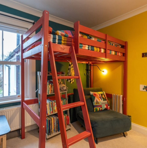 Cabin bed - cabin,