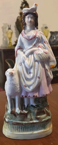 Highland girl lamb antique - highland,