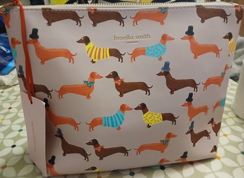 Fenella smith dashaund wash - fenella,