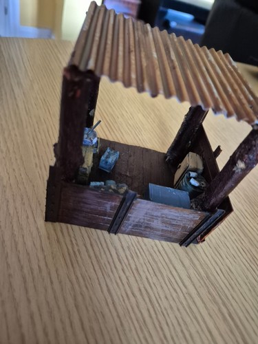 Outpost built and - 1/35,