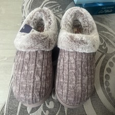 SKECHERS BOBS Memory Foam Faux