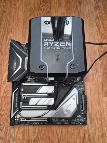 Gigabyte x399 aorus xtreme - gigabyte,