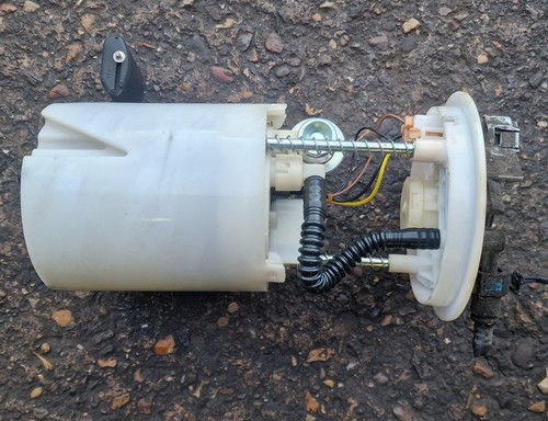 Hyundai i10 fuel pump - hyundai,