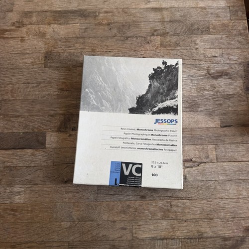 Jessops monochrome resin - monochrome,