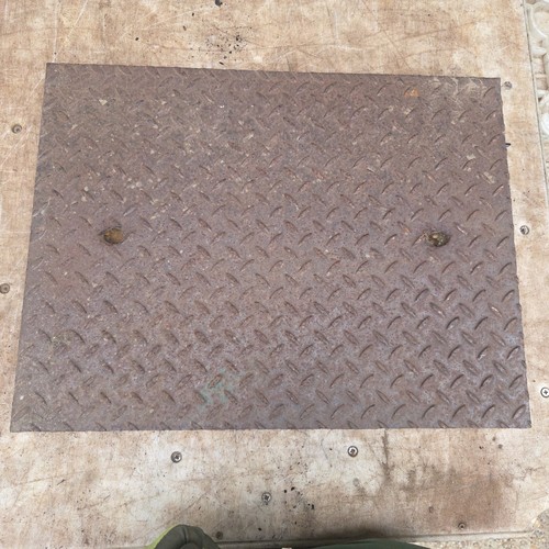Chequer plate manhole cover - manhole,