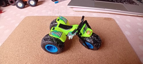 Hot wheels monster trucks - hot,