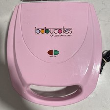 Babycakes 12 Full Size Cupcake