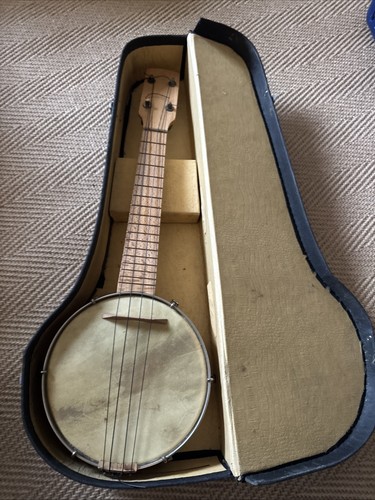 Vintage cased banjo - gh&s,