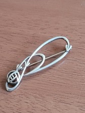 VINTAGE CARRICK JEWELLERY LTD