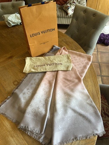 Authentic louis vuitton - authentic,