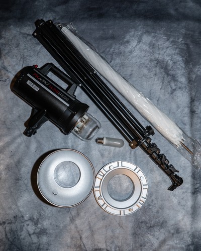 Pixapro lumi 200 studio - lumi, ii