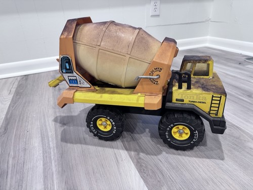 Vintage 1980s tonka cement - tonka,
