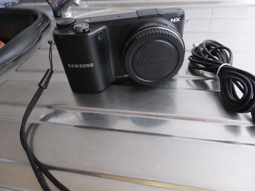 Samsung nx2000 mirrorless - samsung,