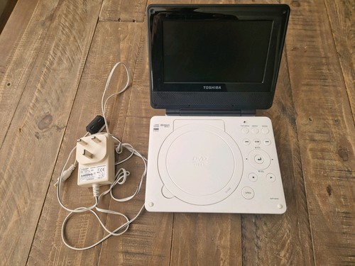 Toshiba portable dvd player - toshiba, 7"