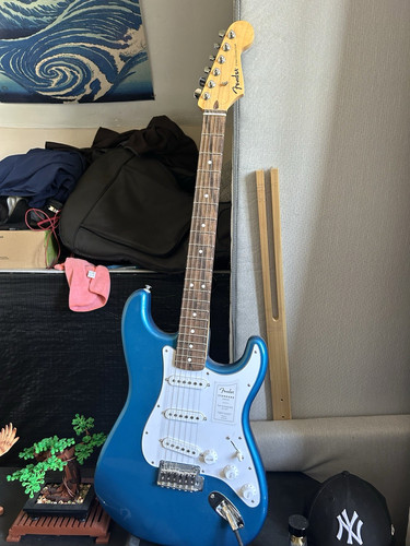 Fender stratocaster standard - stratocaster,