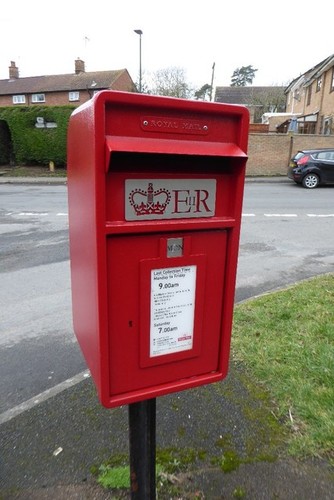 Photo 6x4 letterbox hillend - photo,