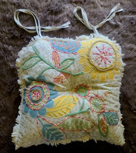 Pier imports tufted - 1,