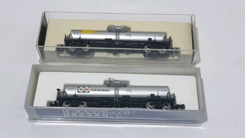 Kato gauge freight car - n,