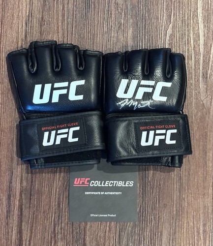 Aljamain sterling signed - sterling,