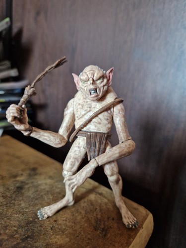 Grinnah the goblin - grinnah, hobbit