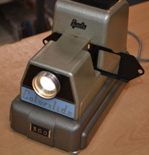 VINTAGE SILVER SPECTO COLORSLIDE 300 35MM SLIDE PROJECTOR - NEEDS PLUG UPDATING